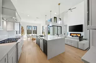 10614 Kingston Spg Dr, Missouri City, TX 77459 - Photo 17