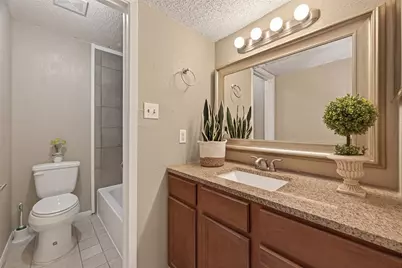 1500 Bay Area Boulevard #208, Houston, TX 77058 - Photo 3