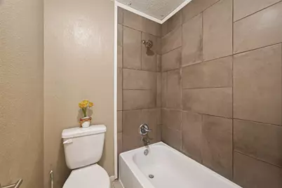 1500 Bay Area Boulevard #208, Houston, TX 77058 - Photo 19