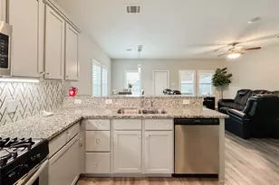 727 Rd 5105, Cleveland, TX 77327 - Photo 9