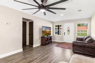 218 Waterfall Dr, Huffman, TX 77336 - Photo 13