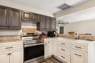 218 Waterfall Dr, Huffman, TX 77336 - Photo 19