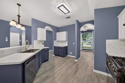 3830 Silverhawk Drive, Katy, TX 77449 - Photo 11