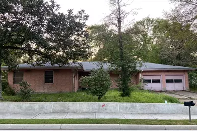 895 S Main Street, Jasper, TX 75951 - Photo 1