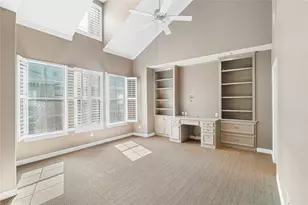 2150 Bancroft St, Houston, TX 77027 - Photo 11