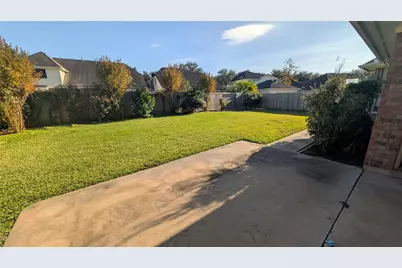 5815 Saber River, Sugar Land, TX 77479 - Photo 11