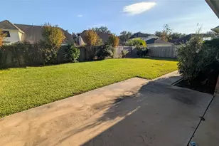 5815 Saber River, Sugar Land, TX 77479 - Photo 11