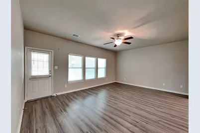 18468 Sunrise Maple Drive, Montgomery, TX 77316 - Photo 5