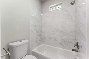 8159 Crestview Dr, Houston, TX 77028 - Photo 21