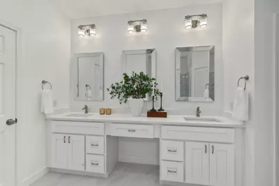 8159 Crestview Drive, Houston, TX 77028 - Photo 21