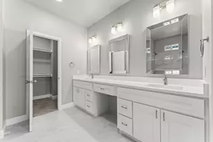 8159 Crestview Dr, Houston, TX 77028 - Photo 15