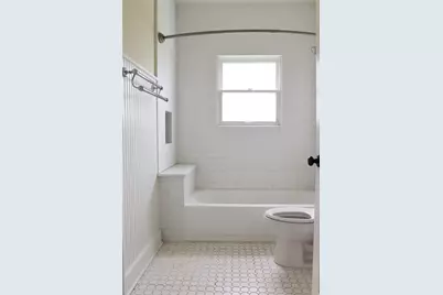 220 W 16th Street, Houston, TX 77008 - Photo 11