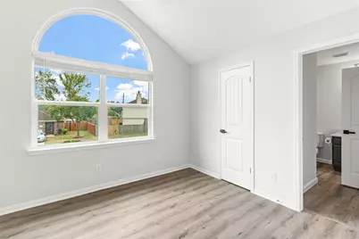 3718 Storm Creek Drive, Houston, TX 77088 - Photo 9