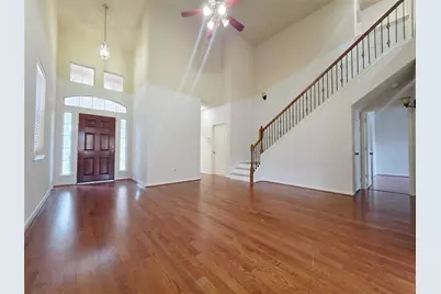 6038 Starbrook Creek Drive, Katy, TX 77494 - Photo 5