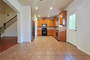 6038 Starbrook Creek Dr, Katy, TX 77494 - Photo 9