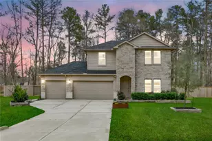 2818 Roman Forest Blvd, New Caney, TX 77357 - Photo 1