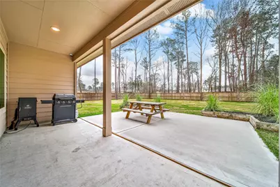 2818 Roman Forest Boulevard, New Caney, TX 77357 - Photo 27