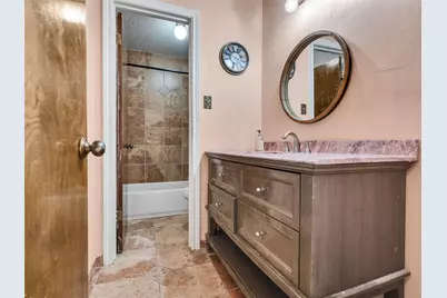 6715 Sandy Oaks Drive, Houston, TX 77050 - Photo 27