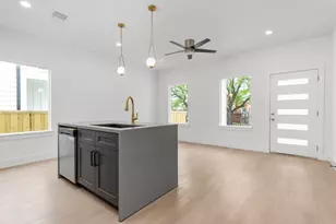 2316 McKee St, Houston, TX 77009 - Photo 7