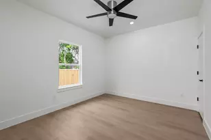 2316 McKee St, Houston, TX 77009 - Photo 25