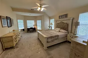 31 Danville Crossing Ct, Conroe, TX 77385 - Photo 9