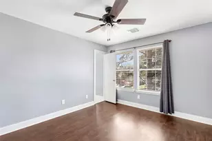 415 Laurel Pine Dr, Houston, TX 77339 - Photo 17