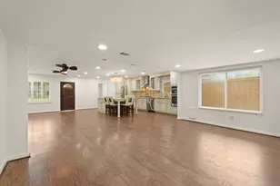 4526 Benning Dr, Houston, TX 77035 - Photo 9