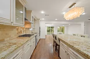 4526 Benning Dr, Houston, TX 77035 - Photo 11