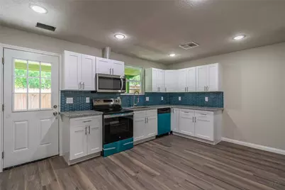 7921 Cook Road, Houston, TX 77072 - Photo 5
