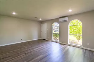 7921 Cook Rd, Houston, TX 77072 - Photo 9