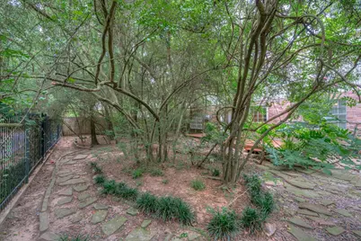11 Robin Run Drive, The Woodlands, TX 77381 - Photo 25