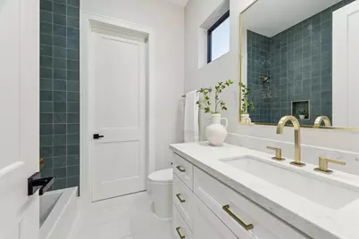 1639 Woodvine Drive, Houston, TX 77055 - Photo 35