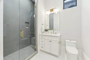 1639 Woodvine Dr, Houston, TX 77055 - Photo 21