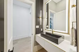 1639 Woodvine Dr, Houston, TX 77055 - Photo 39