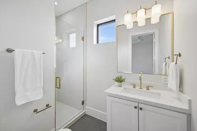 1639 Woodvine Drive, Houston, TX 77055 - Photo 37