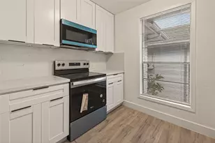 3300 Yorktown St, Houston, TX 77056 - Photo 13