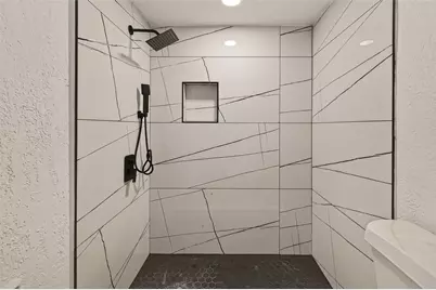 3300 Yorktown Street #15, Houston, TX 77056 - Photo 23