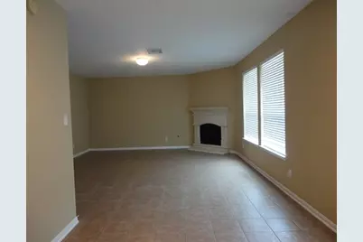 11107 Lori Falls Court, Houston, TX 77065 - Photo 5