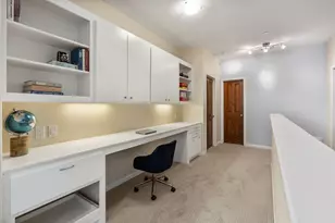 802 Flint River Dr, Houston, TX 77024 - Photo 27