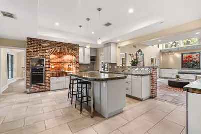 802 Flint River Drive, Houston, TX 77024 - Photo 9