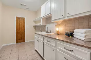 802 Flint River Dr, Houston, TX 77024 - Photo 19