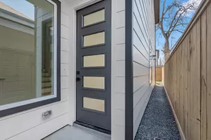 3034 McGowen St, Houston, TX 77004 - Photo 3