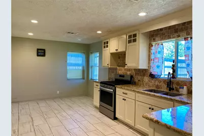 14131 Woodforest Boulevard, Houston, TX 77015 - Photo 11