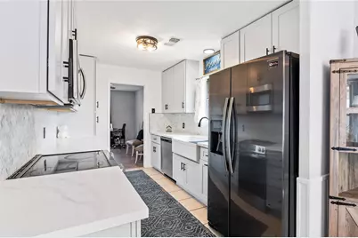 5509 Thornwood Circle, Dickinson, TX 77539 - Photo 11