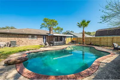 5509 Thornwood Circle, Dickinson, TX 77539 - Photo 31