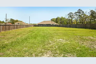 18473 Railroad Avenue, New Caney, TX 77357 - Photo 21