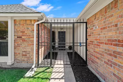 14219 Swanfield Drive, Houston, TX 77083 - Photo 5