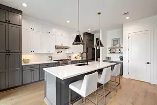 903 E 25th St, Houston, TX 77009 - Photo 9