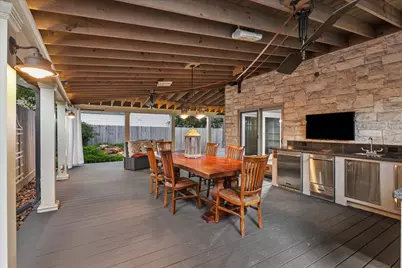 636 Rancho Bauer Drive, Houston, TX 77079 - Photo 3