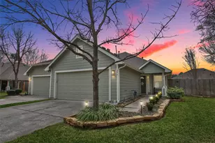 39 Trafalgar Pl, Conroe, TX 77384 - Photo 1